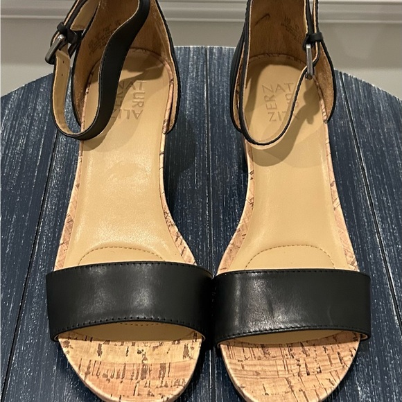 Naturalizer Cami Wedges - Picture 3 of 8